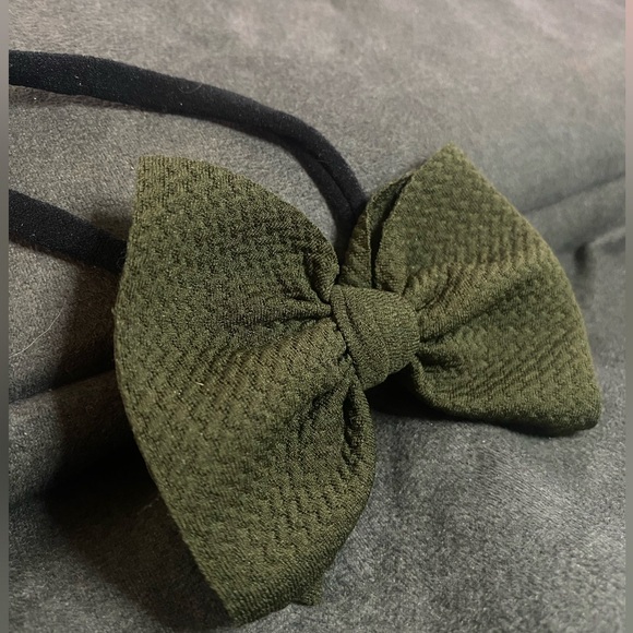 Little lopers small bow - Picture 2 of 2